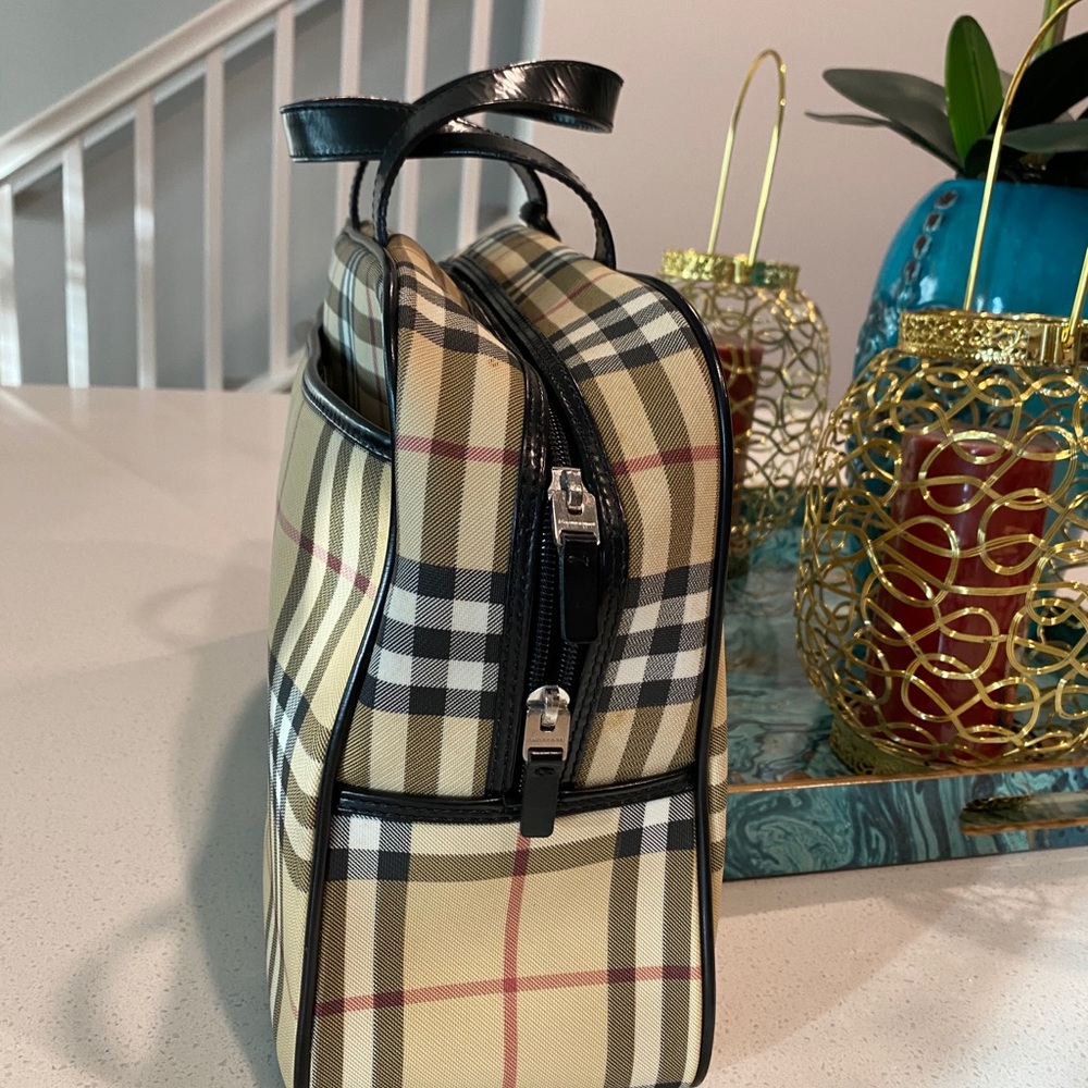 ‼️SOLD‼️Burberry Handbag - Picture 2 of 7